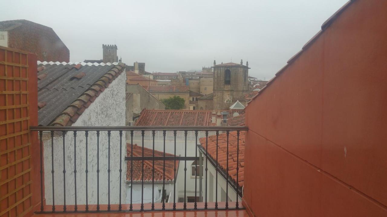Atico Duplex Zona Monumental Apartment Caceres Exterior photo